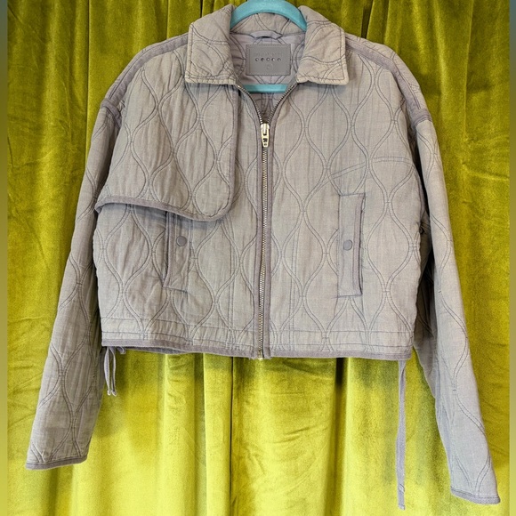 Blank NYC Slate Grey Quilted Collared Cropped Oversized Jacket Small Retail $158 - Picture 2 of 6